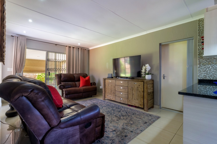 2 Bedroom Property for Sale in Olivedale Gauteng