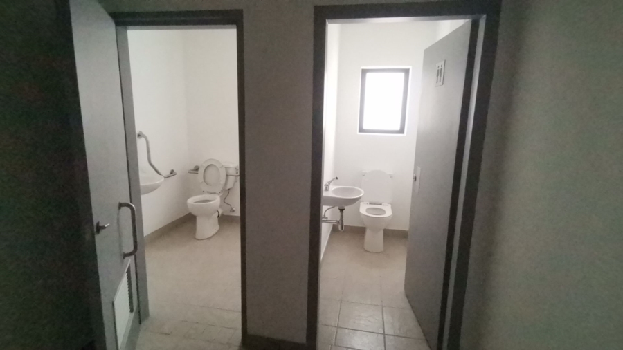 To Let commercial Property for Rent in Sterkfontein A H Gauteng