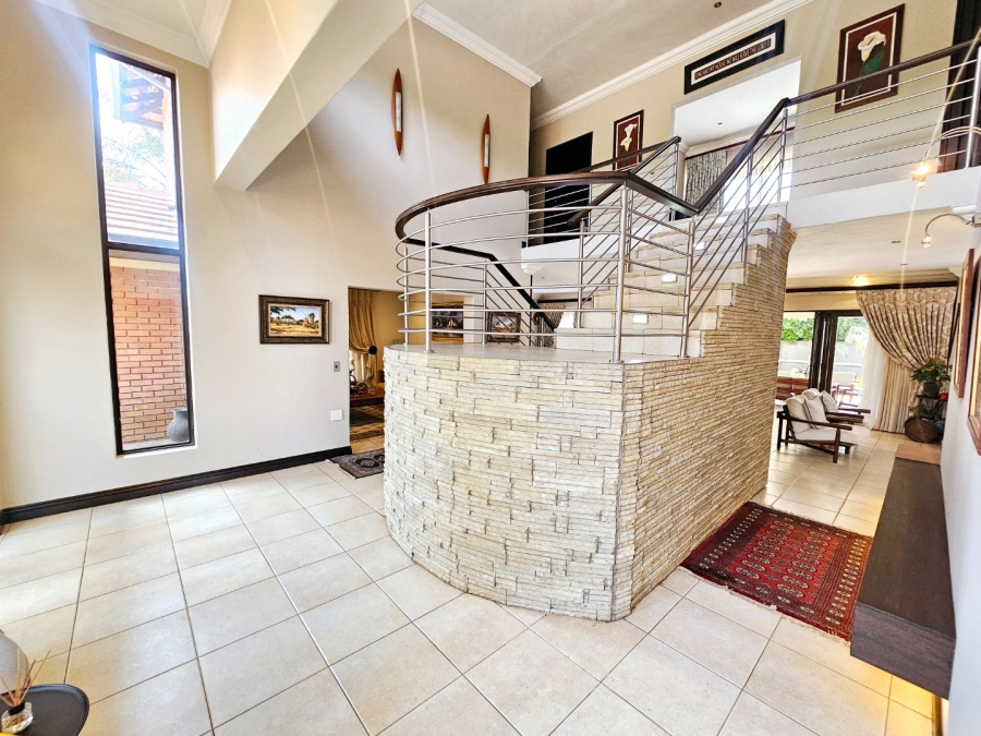 To Let 6 Bedroom Property for Rent in Midstream Estate Gauteng