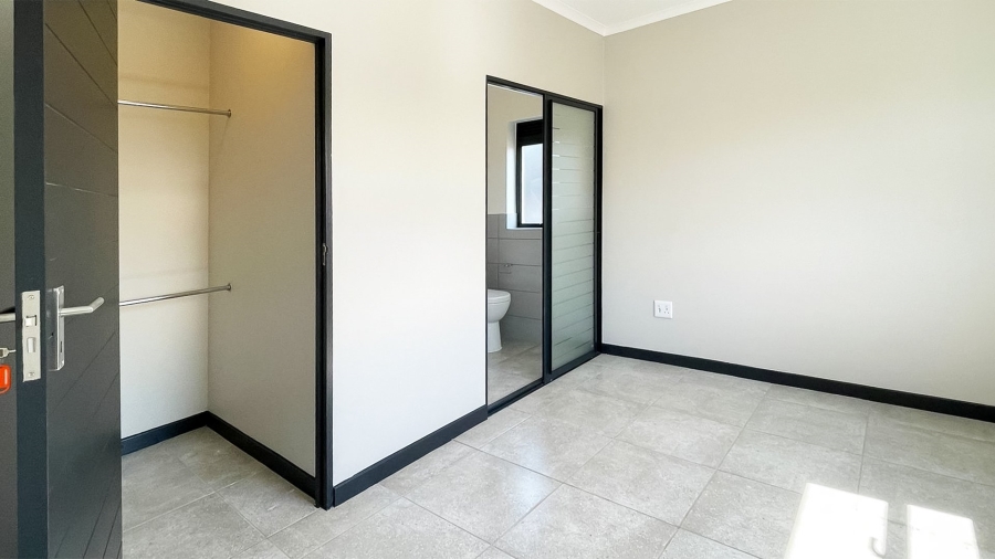 1 Bedroom Property for Sale in Barbeque Downs Gauteng