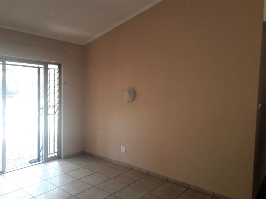 To Let 3 Bedroom Property for Rent in Lynnwood Ridge Gauteng