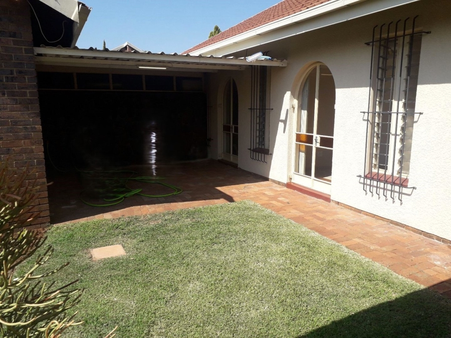 To Let 3 Bedroom Property for Rent in Lynnwood Ridge Gauteng