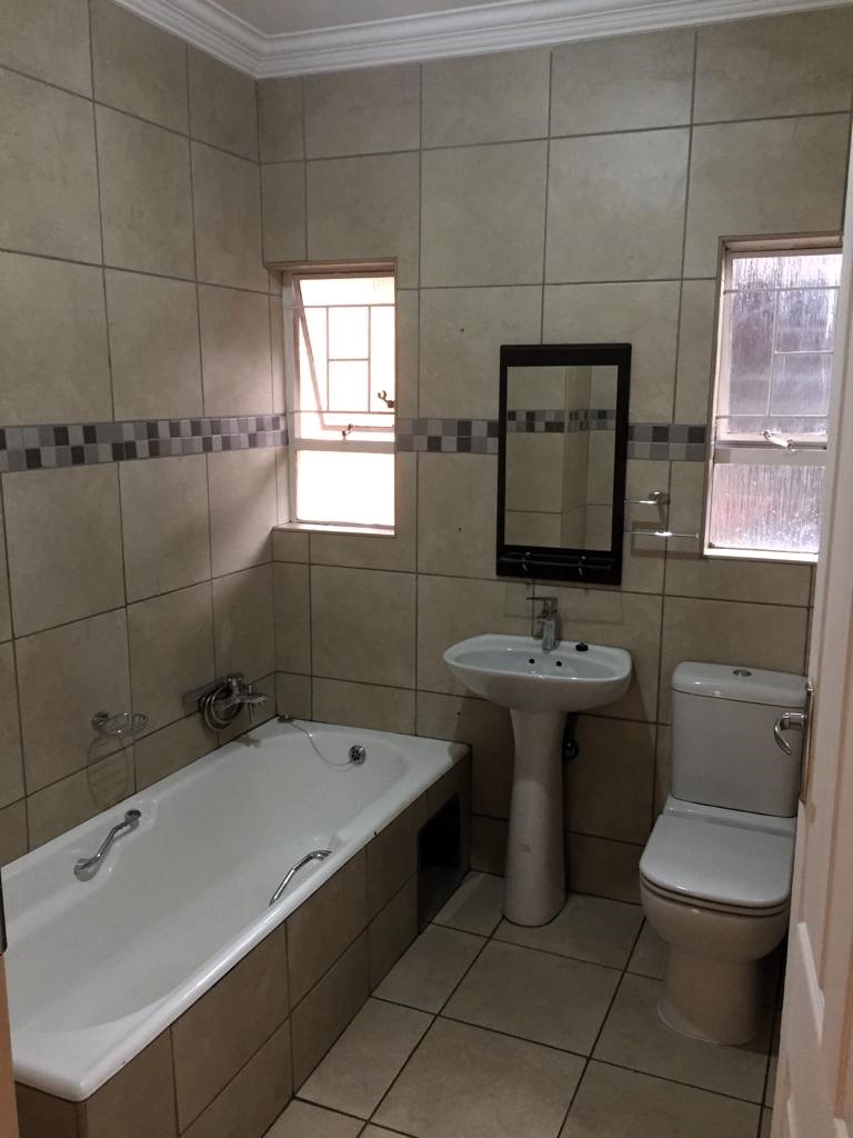 To Let 3 Bedroom Property for Rent in Lynnwood Ridge Gauteng