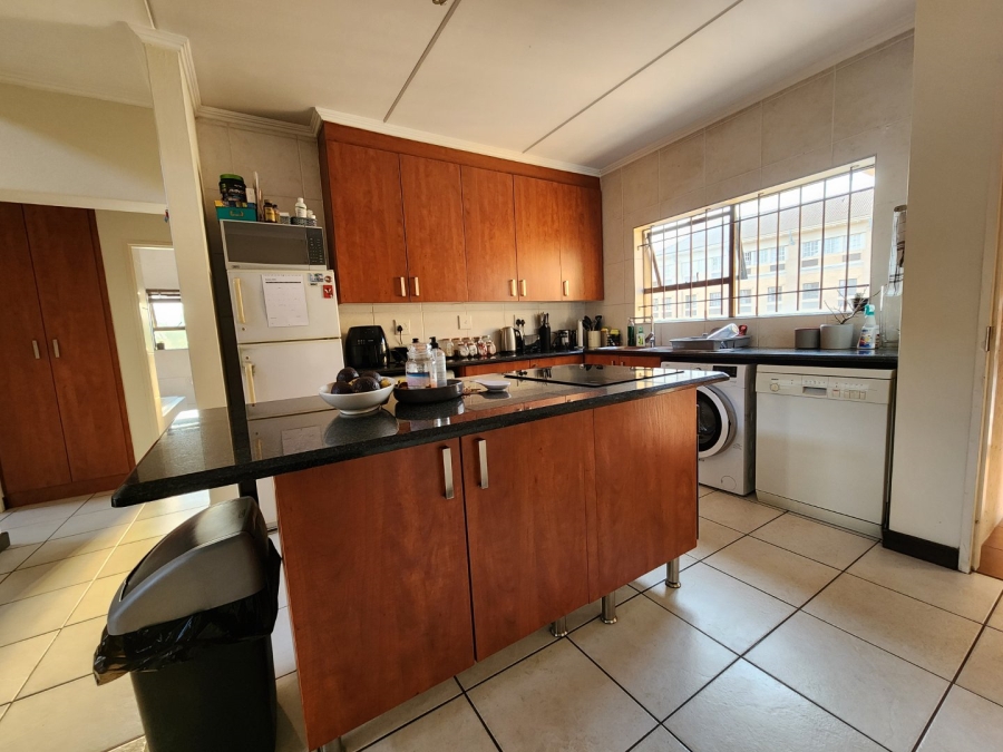 2 Bedroom Property for Sale in Sunninghill Gauteng