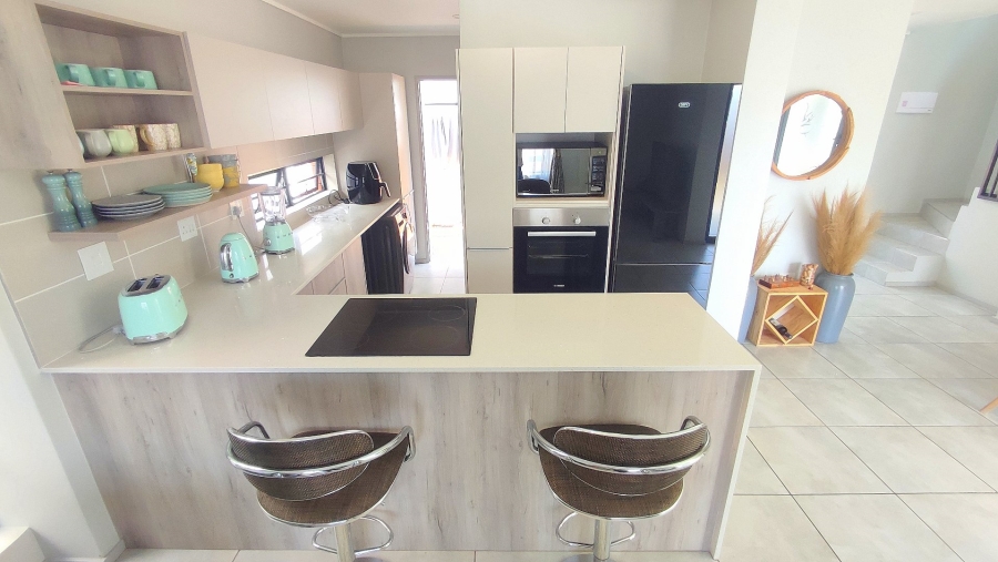 3 Bedroom Property for Sale in Amberfield Gauteng