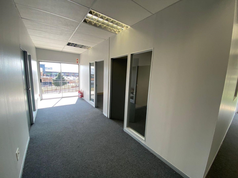 To Let commercial Property for Rent in Sunninghill Gauteng