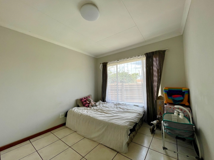 3 Bedroom Property for Sale in Pierre Van Ryneveld Gauteng