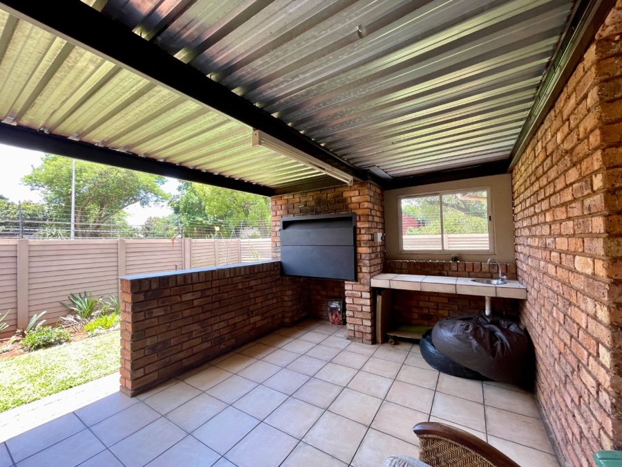 3 Bedroom Property for Sale in Pierre Van Ryneveld Gauteng