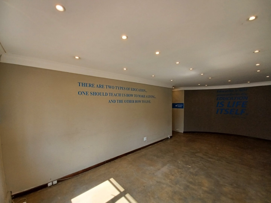 To Let commercial Property for Rent in Strathavon Gauteng