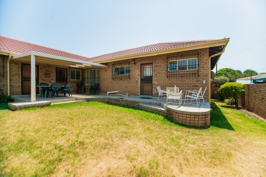 3 Bedroom Property for Sale in Erasmuskloof Gauteng