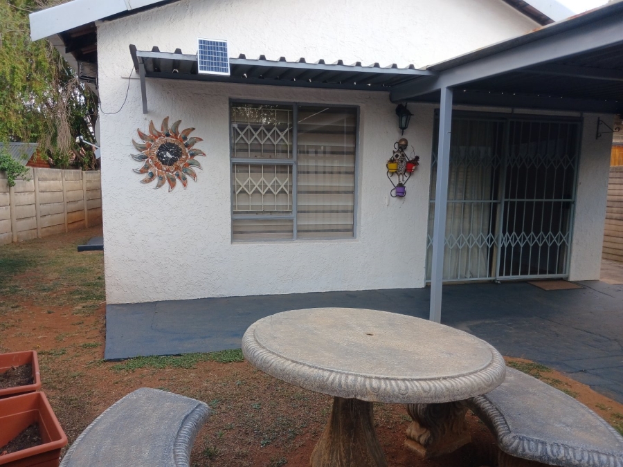 To Let 2 Bedroom Property for Rent in Terenure Gauteng