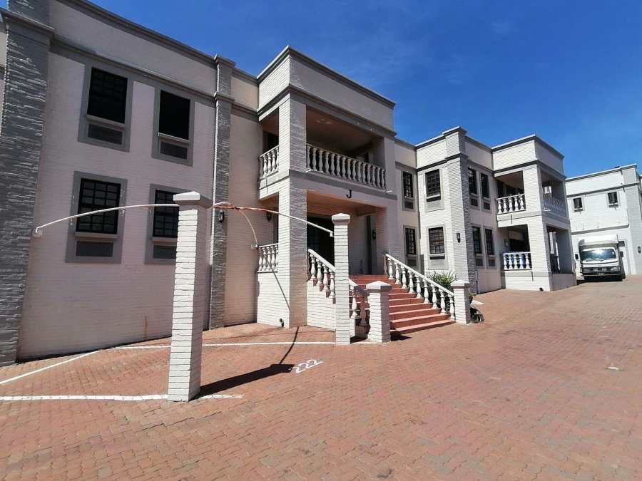 To Let commercial Property for Rent in Eastgate Gauteng