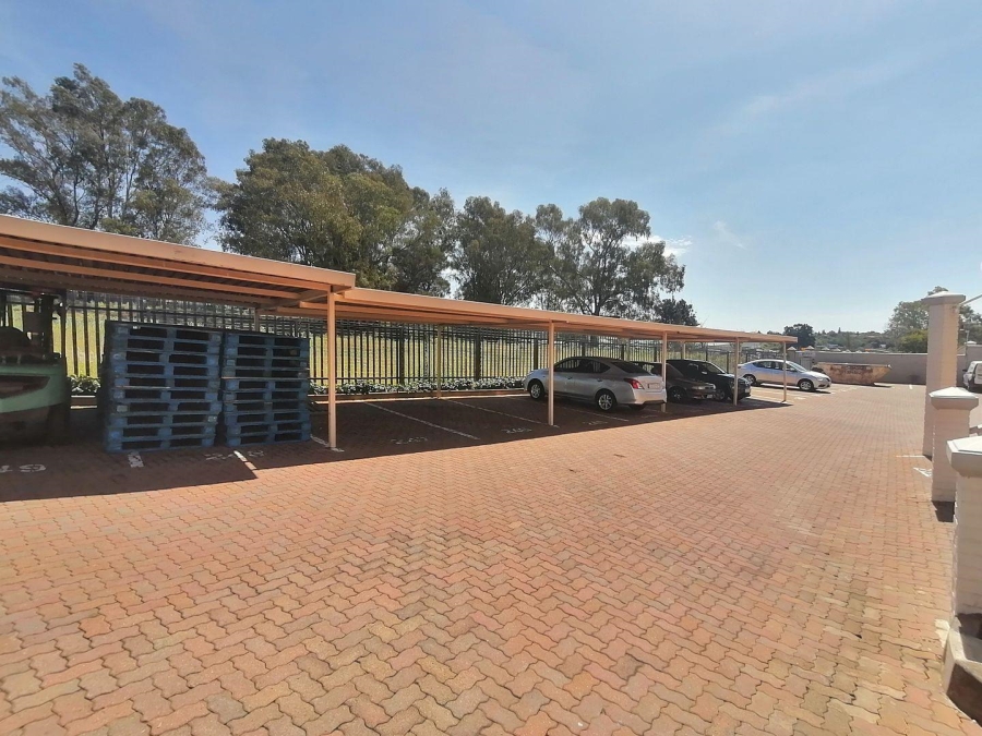 To Let commercial Property for Rent in Eastgate Gauteng