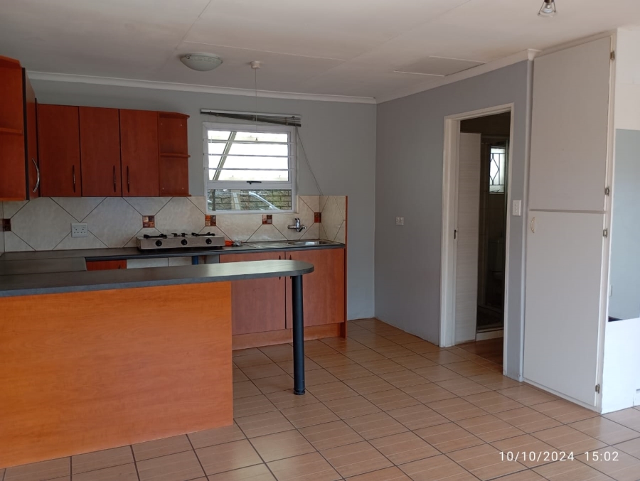 To Let 1 Bedroom Property for Rent in Bonaero Park Gauteng