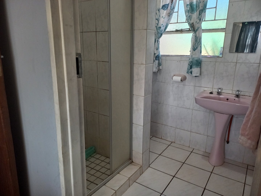 To Let 3 Bedroom Property for Rent in Rensburg Gauteng