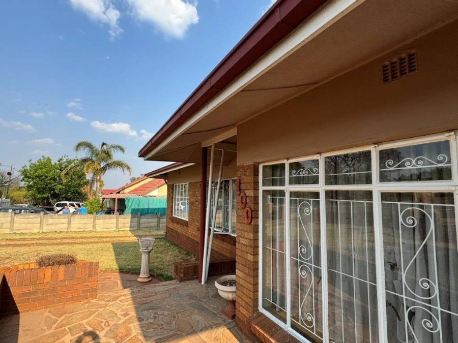 3 Bedroom Property for Sale in Horison Gauteng