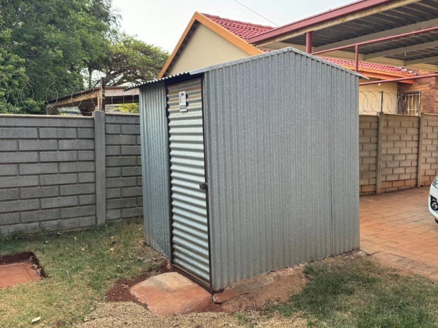 3 Bedroom Property for Sale in Horison Gauteng