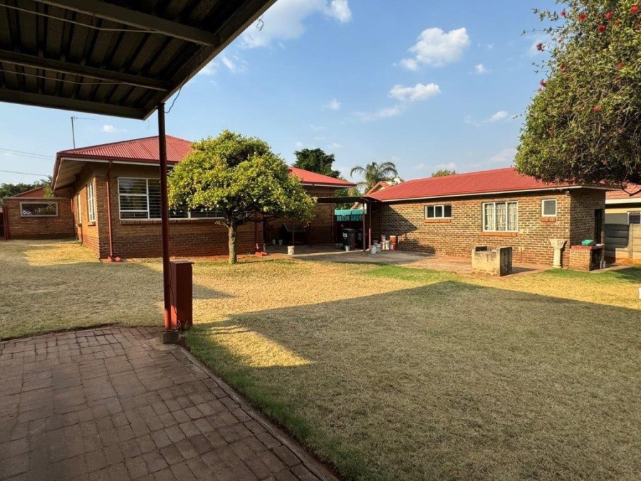 3 Bedroom Property for Sale in Horison Gauteng