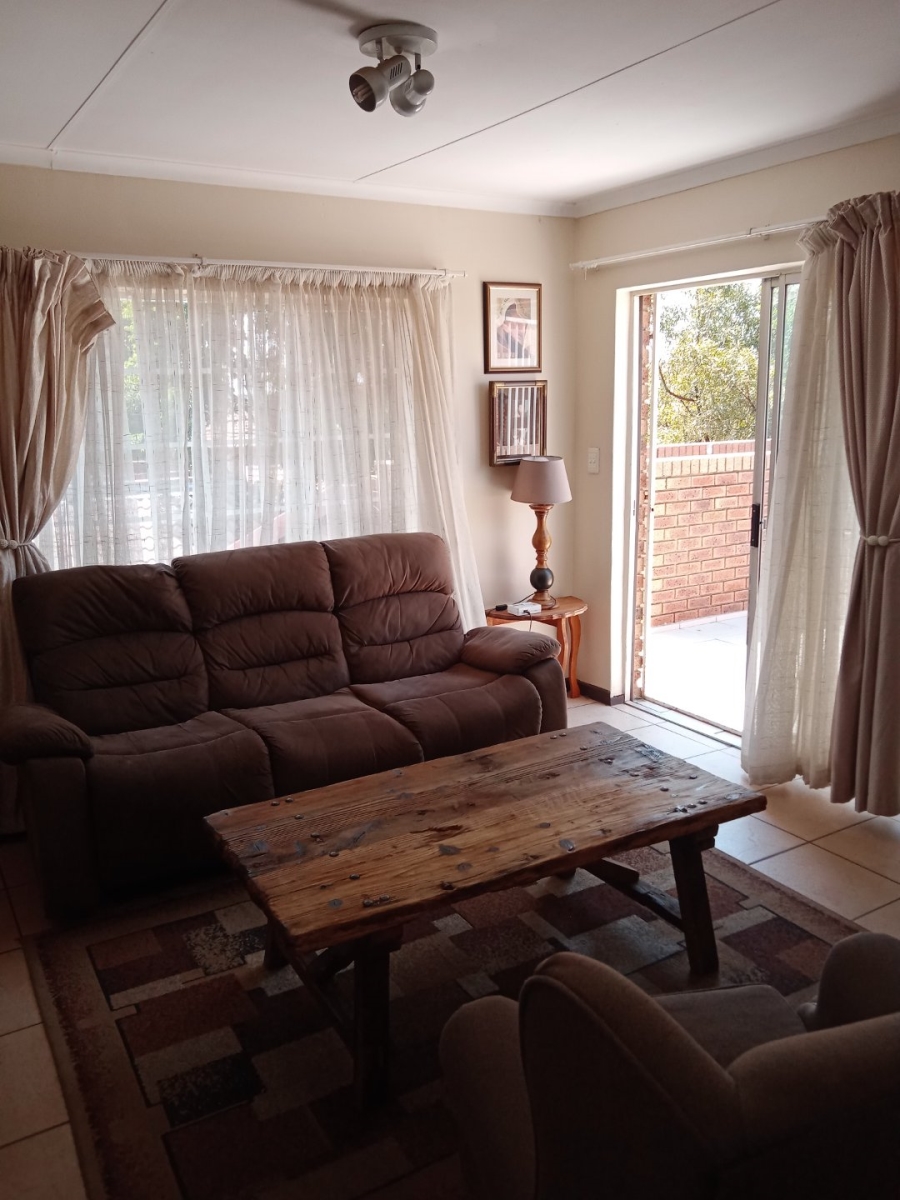 To Let 2 Bedroom Property for Rent in The Reeds Gauteng