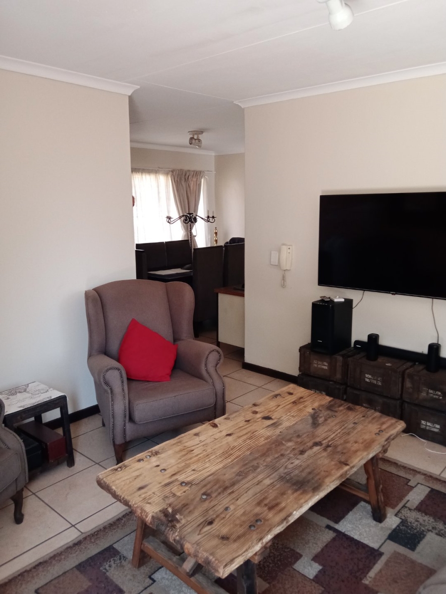 To Let 2 Bedroom Property for Rent in The Reeds Gauteng