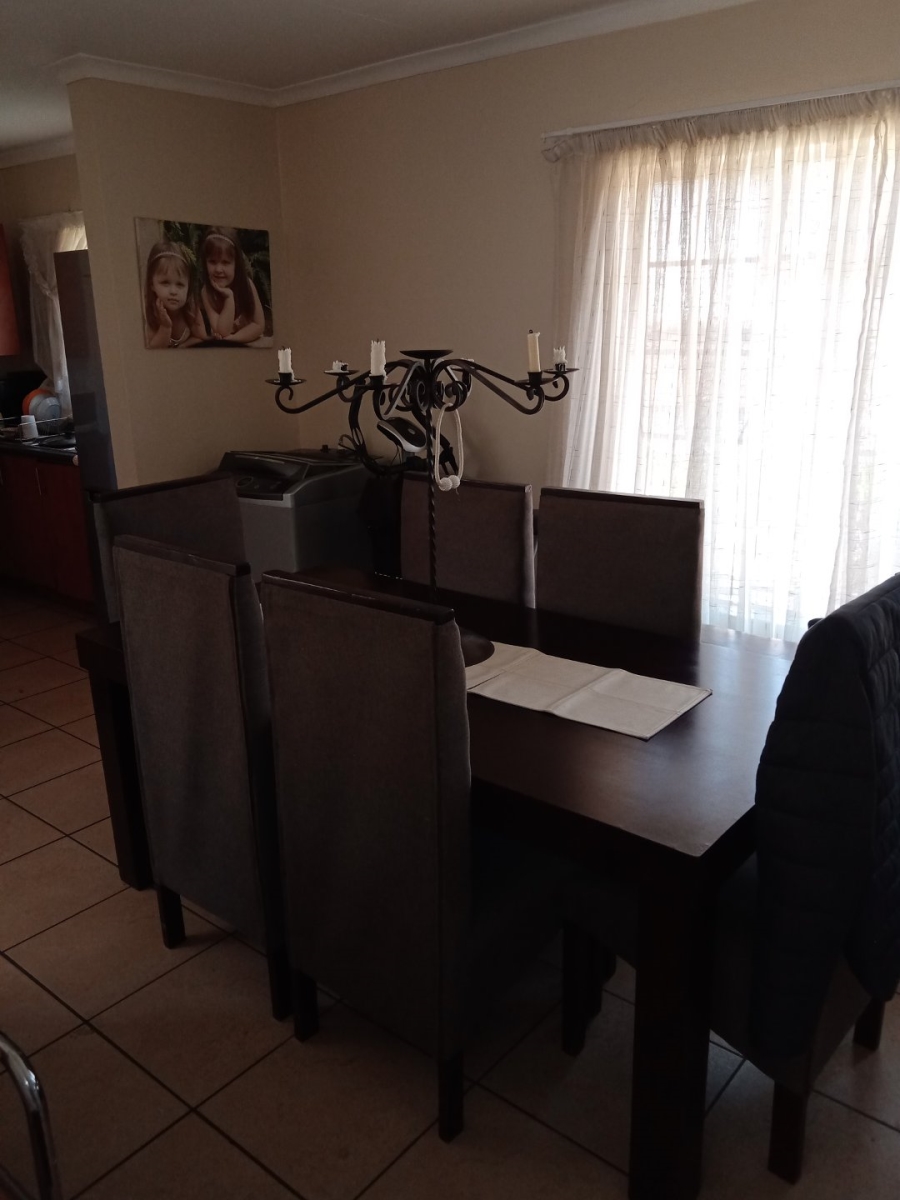 To Let 2 Bedroom Property for Rent in The Reeds Gauteng