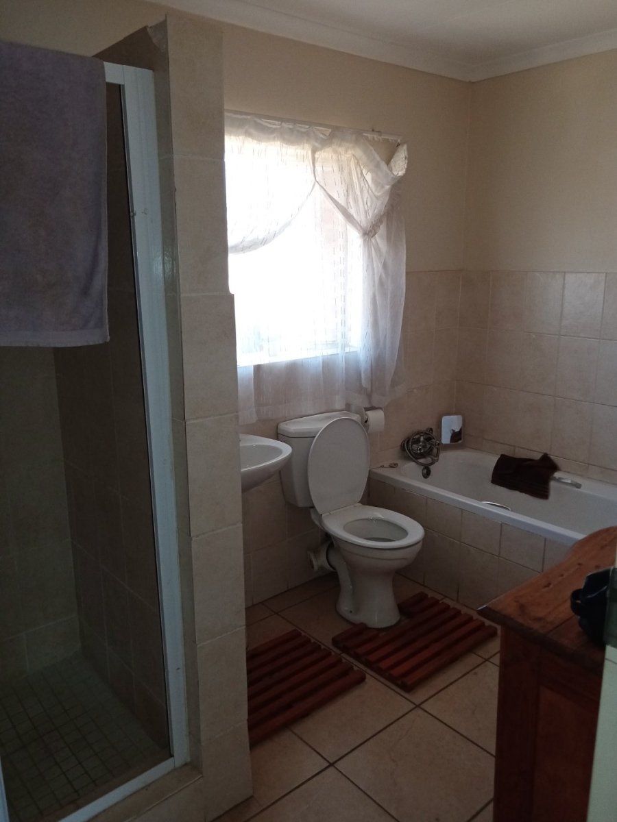 To Let 2 Bedroom Property for Rent in The Reeds Gauteng