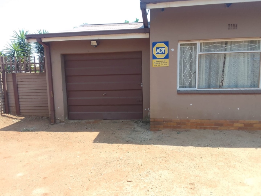 3 Bedroom Property for Sale in Rensburg Gauteng