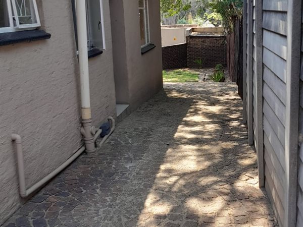 To Let 2 Bedroom Property for Rent in Ferndale Gauteng