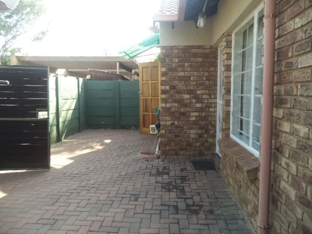 To Let 3 Bedroom Property for Rent in Montana Park Gauteng