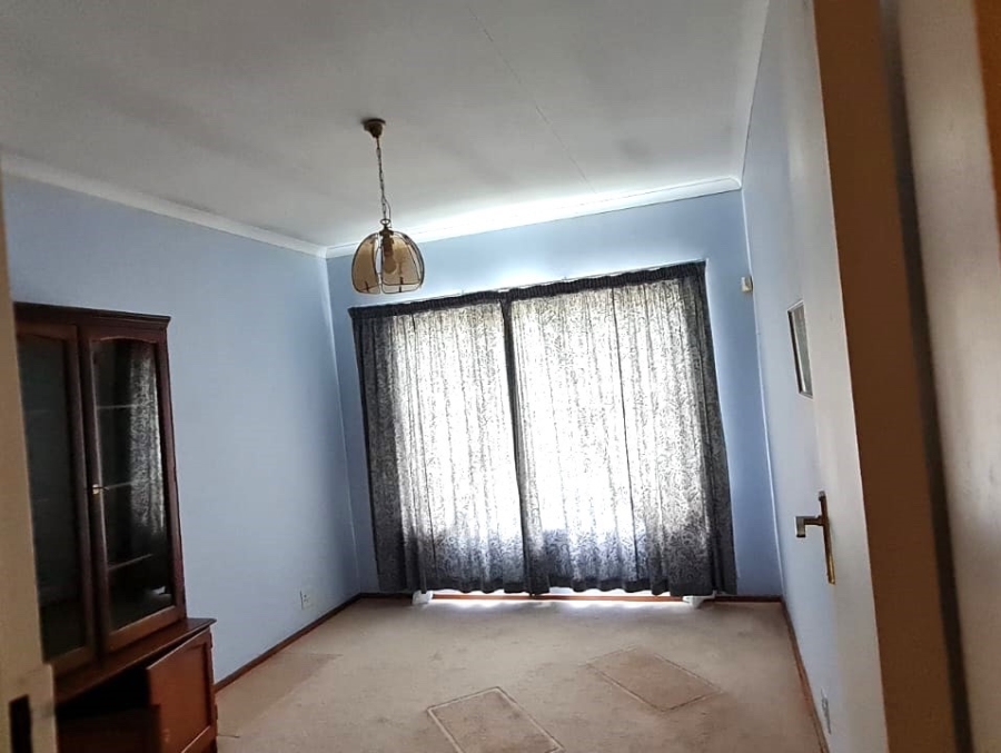 To Let 3 Bedroom Property for Rent in Crowthorne AH Gauteng