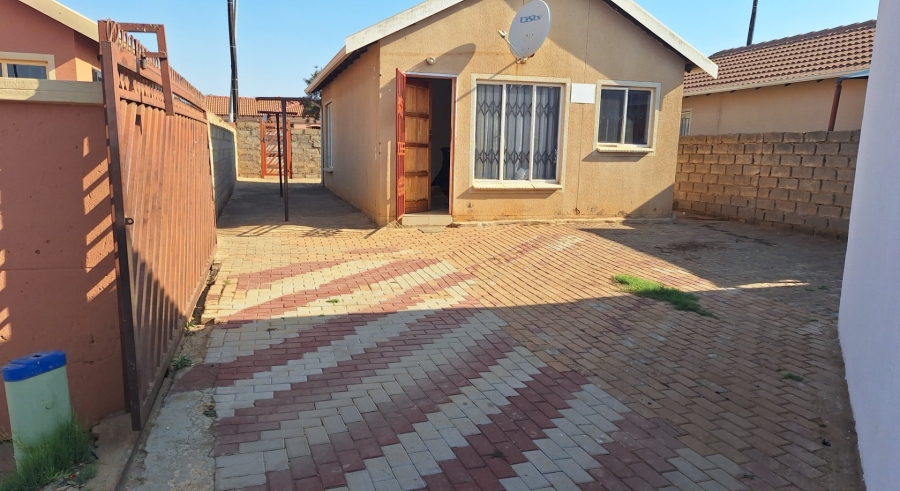 2 Bedroom Property for Sale in Mahube Valley Gauteng