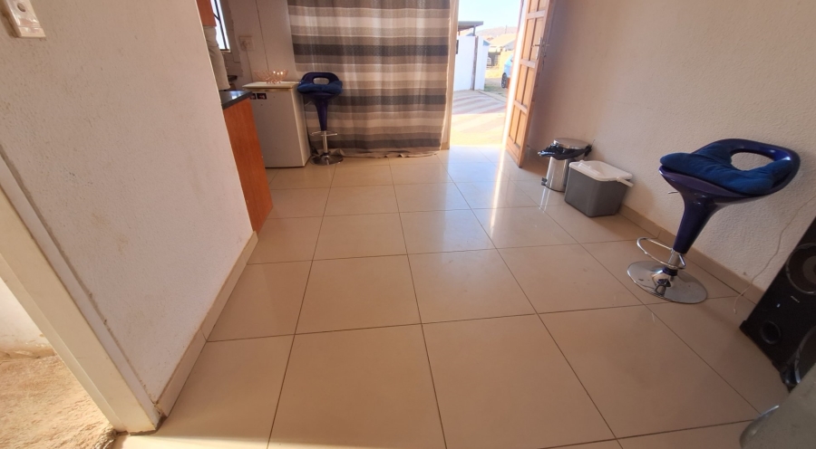 2 Bedroom Property for Sale in Mahube Valley Gauteng