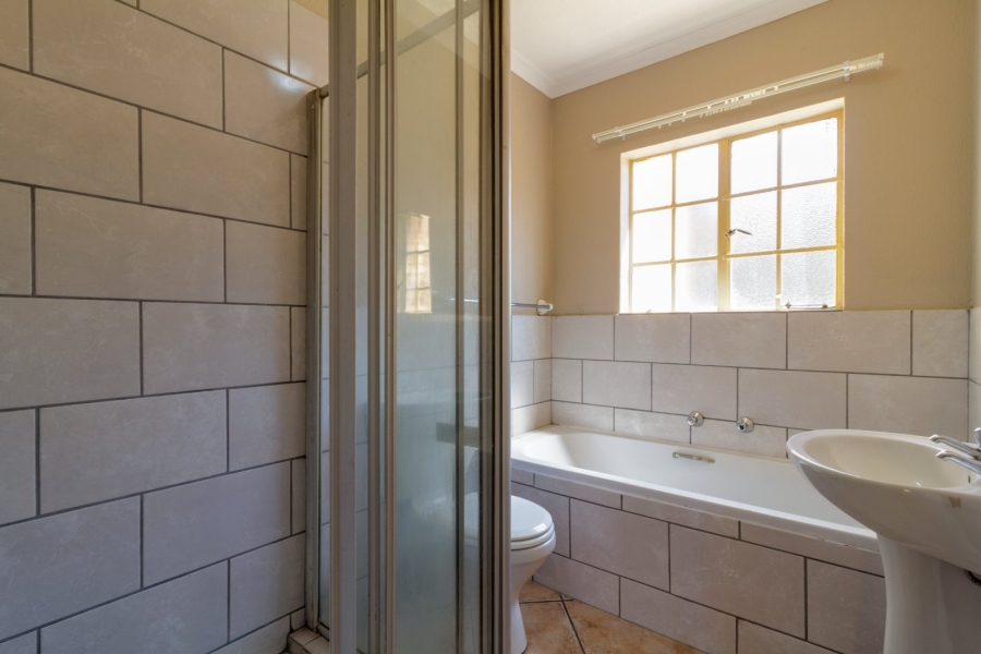 2 Bedroom Property for Sale in Northgate Gauteng