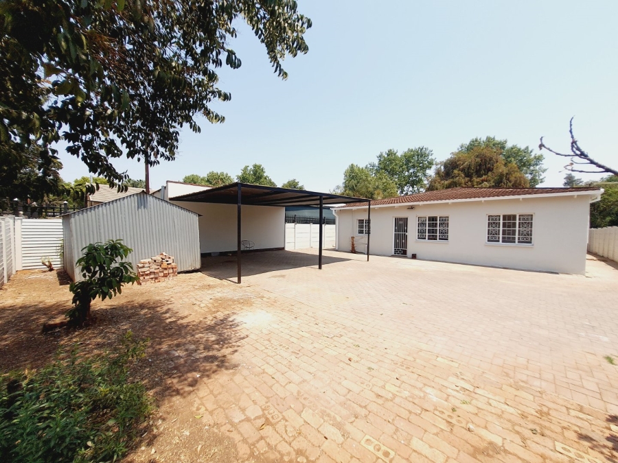 3 Bedroom Property for Sale in Rietfontein Gauteng