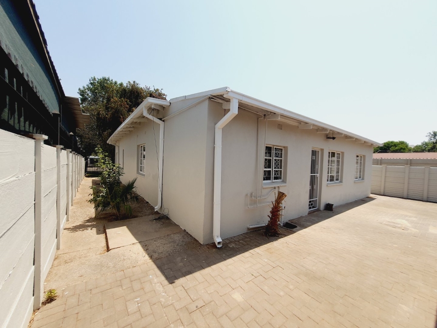 3 Bedroom Property for Sale in Rietfontein Gauteng