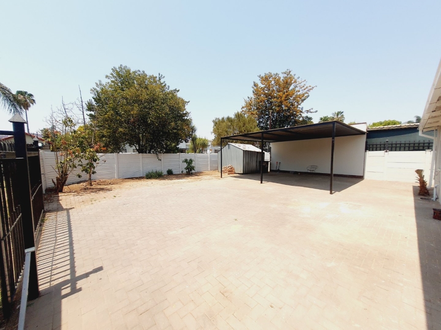 3 Bedroom Property for Sale in Rietfontein Gauteng