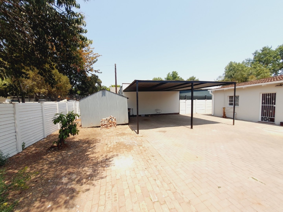 3 Bedroom Property for Sale in Rietfontein Gauteng