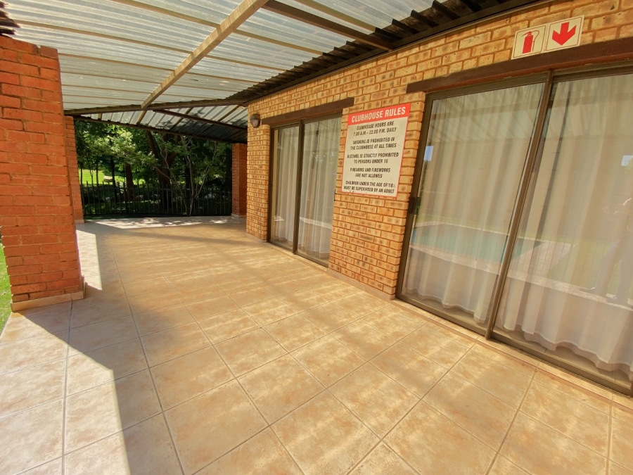 2 Bedroom Property for Sale in Weltevreden Park Gauteng