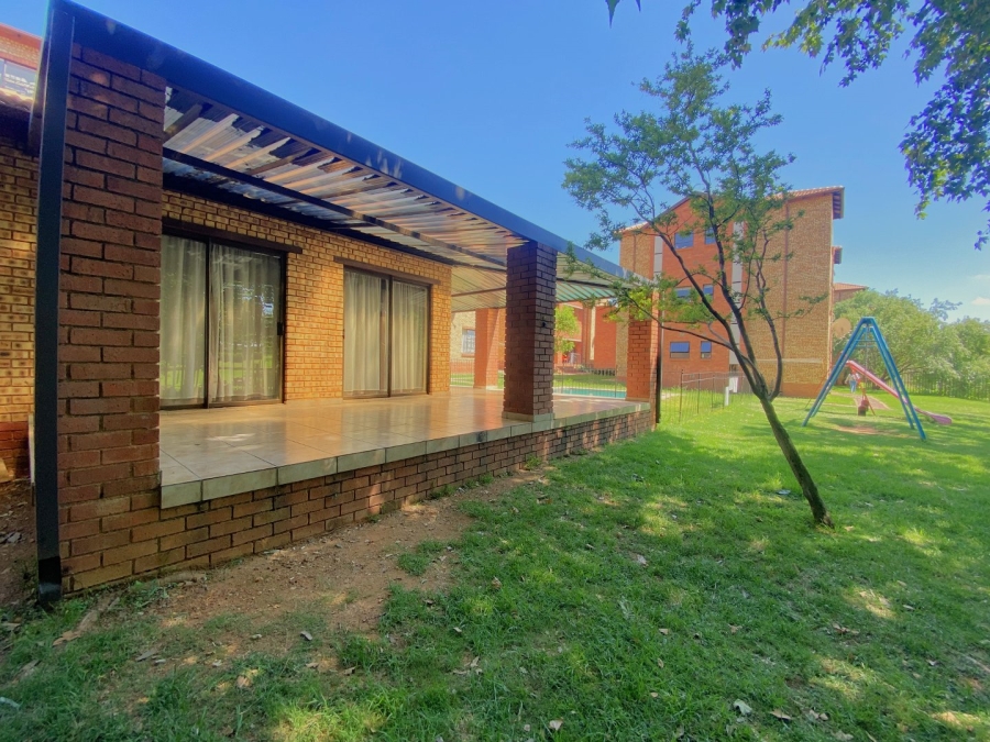 2 Bedroom Property for Sale in Weltevreden Park Gauteng