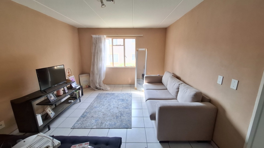 1 Bedroom Property for Sale in Ormonde Gauteng