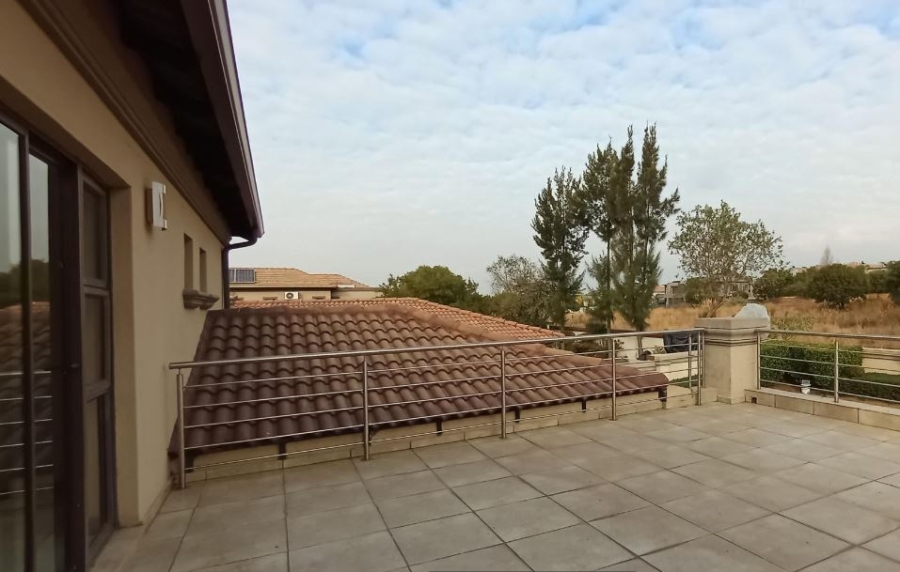 4 Bedroom Property for Sale in Blue Valley Golf Estate Gauteng