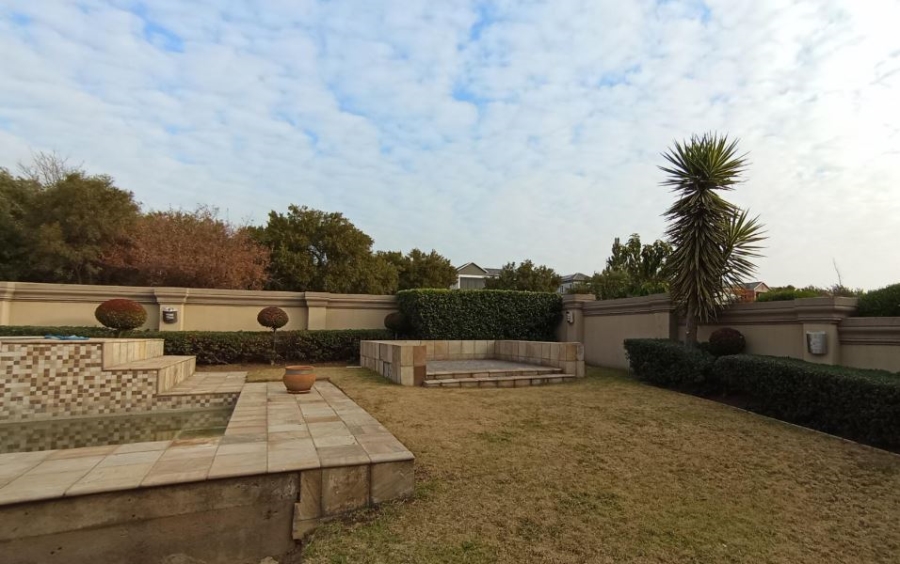 4 Bedroom Property for Sale in Blue Valley Golf Estate Gauteng