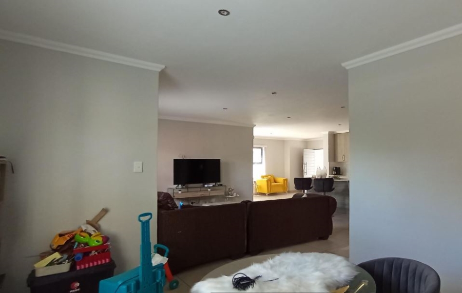 3 Bedroom Property for Sale in Raslouw Gauteng