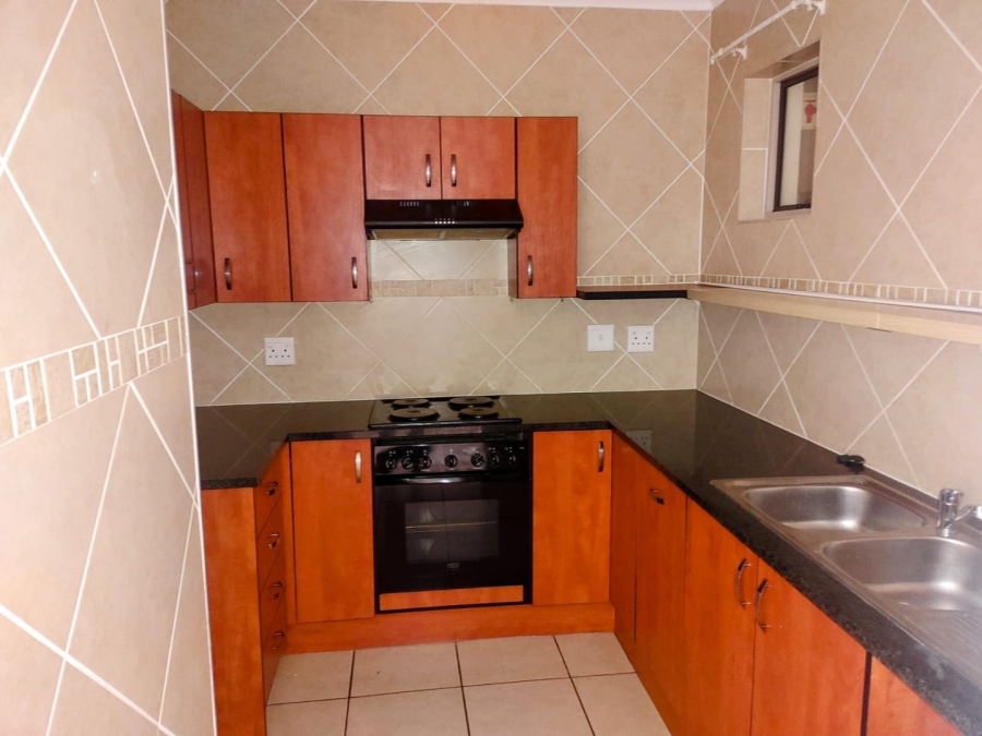 2 Bedroom Property for Sale in Montana Tuine Gauteng