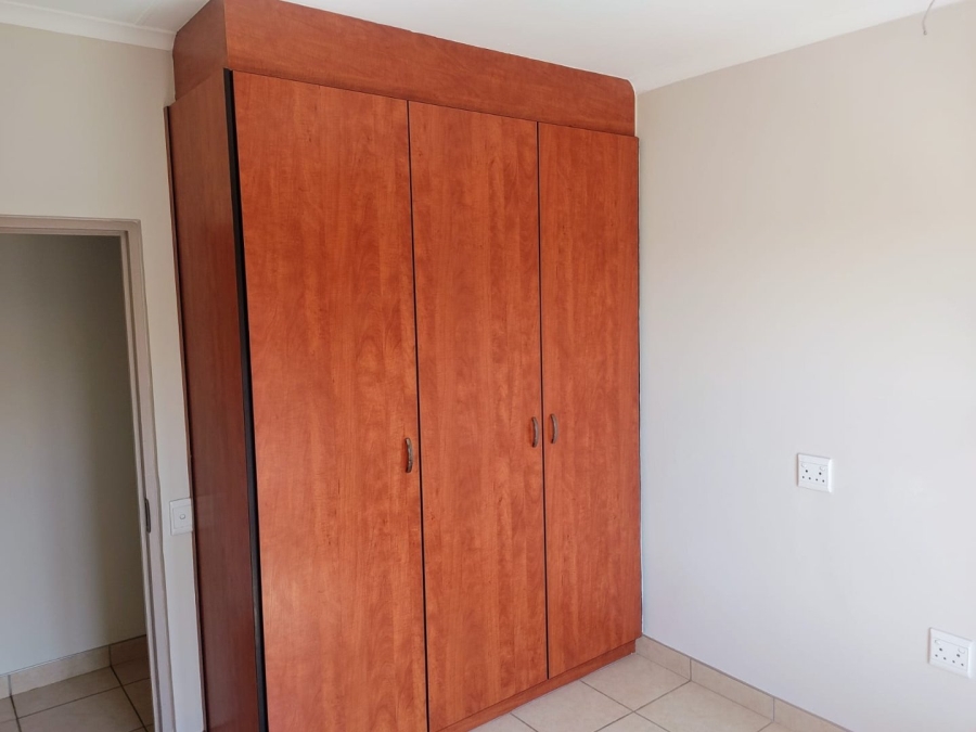 2 Bedroom Property for Sale in Montana Tuine Gauteng