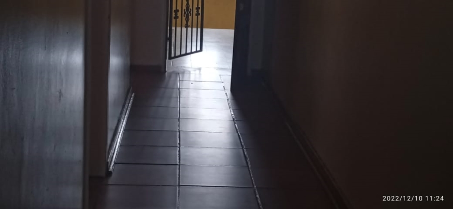 2 Bedroom Property for Sale in Forest Hill Gauteng