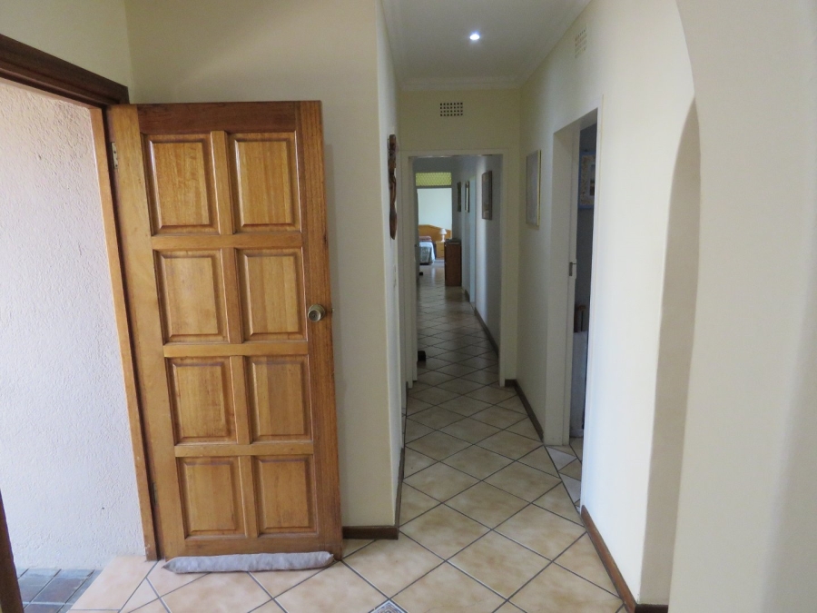 4 Bedroom Property for Sale in Crystal Park Gauteng