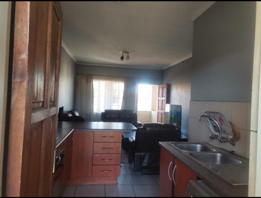 2 Bedroom Property for Sale in Germiston South Gauteng