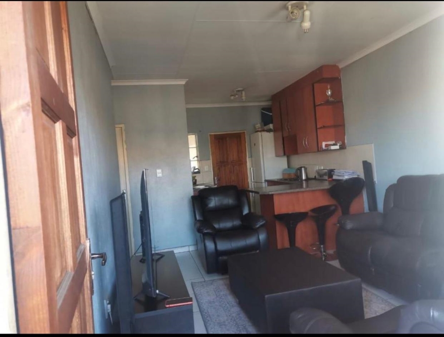 2 Bedroom Property for Sale in Germiston South Gauteng