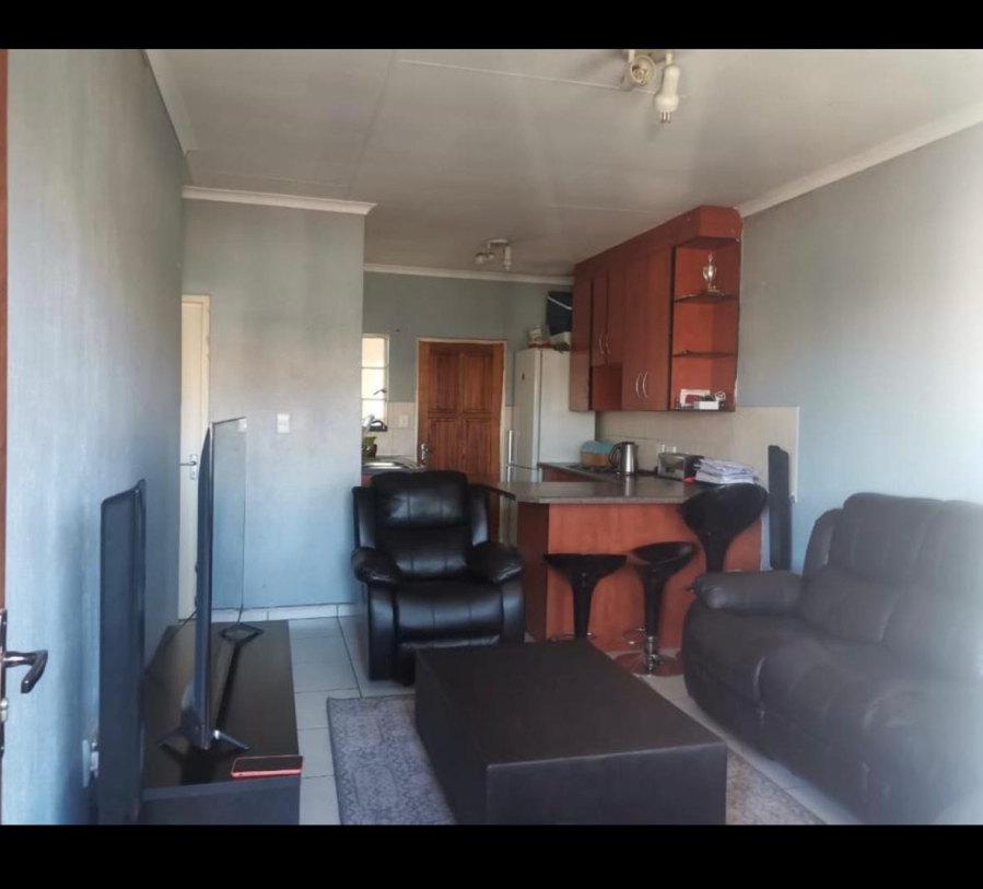 2 Bedroom Property for Sale in Germiston South Gauteng